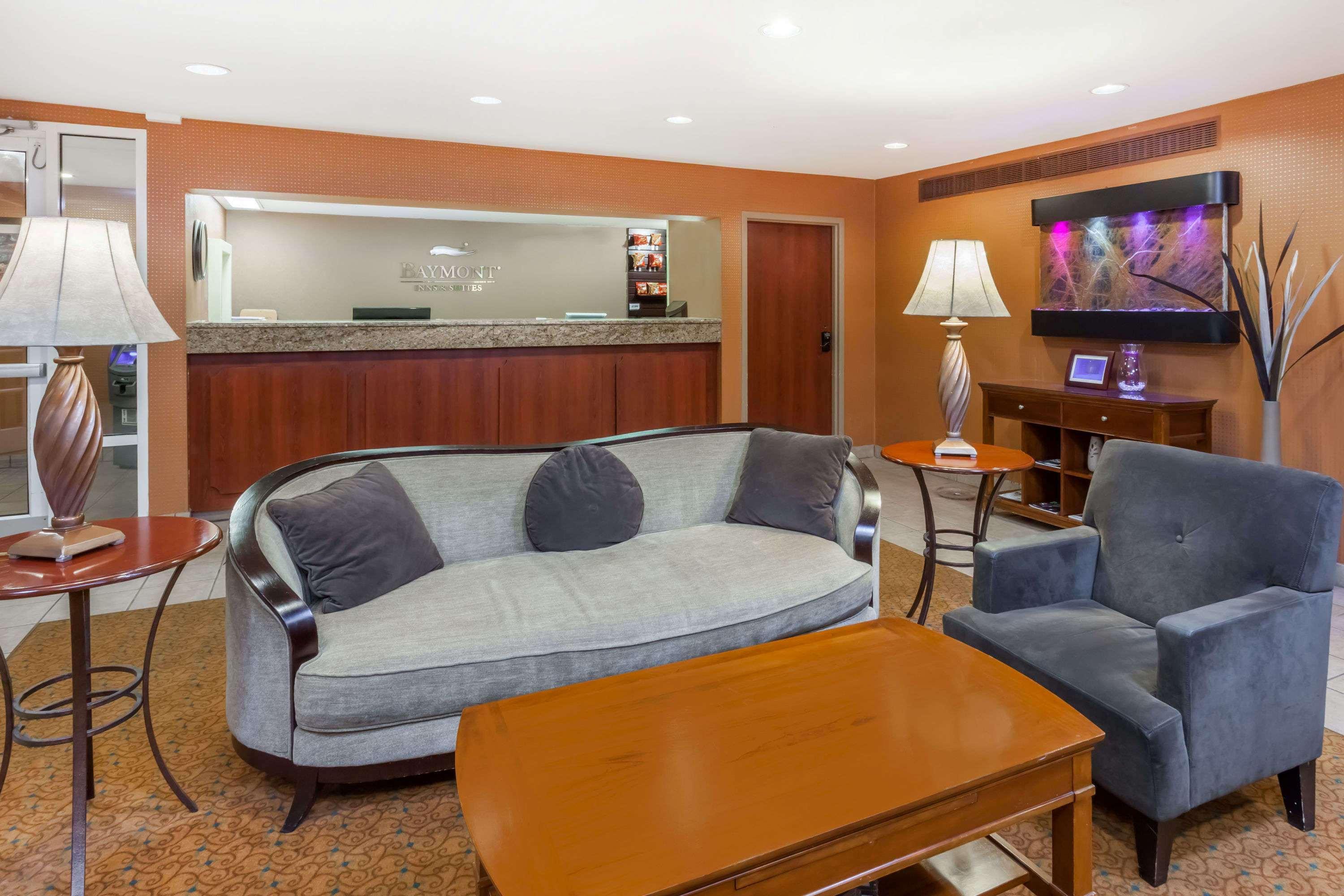 Baymont By Wyndham Peoria Hotel Buitenkant foto